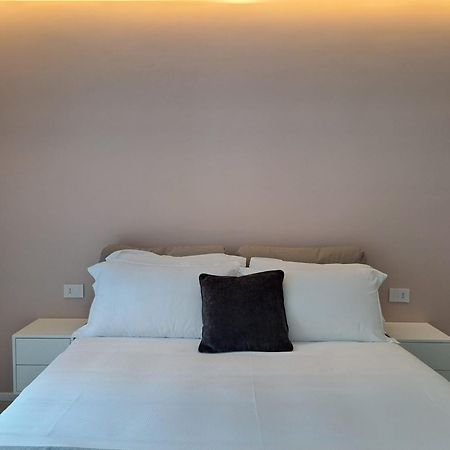 Lario Suite Apartments By Quokka 360 - With Parking Next To Como City ภายนอก รูปภาพ