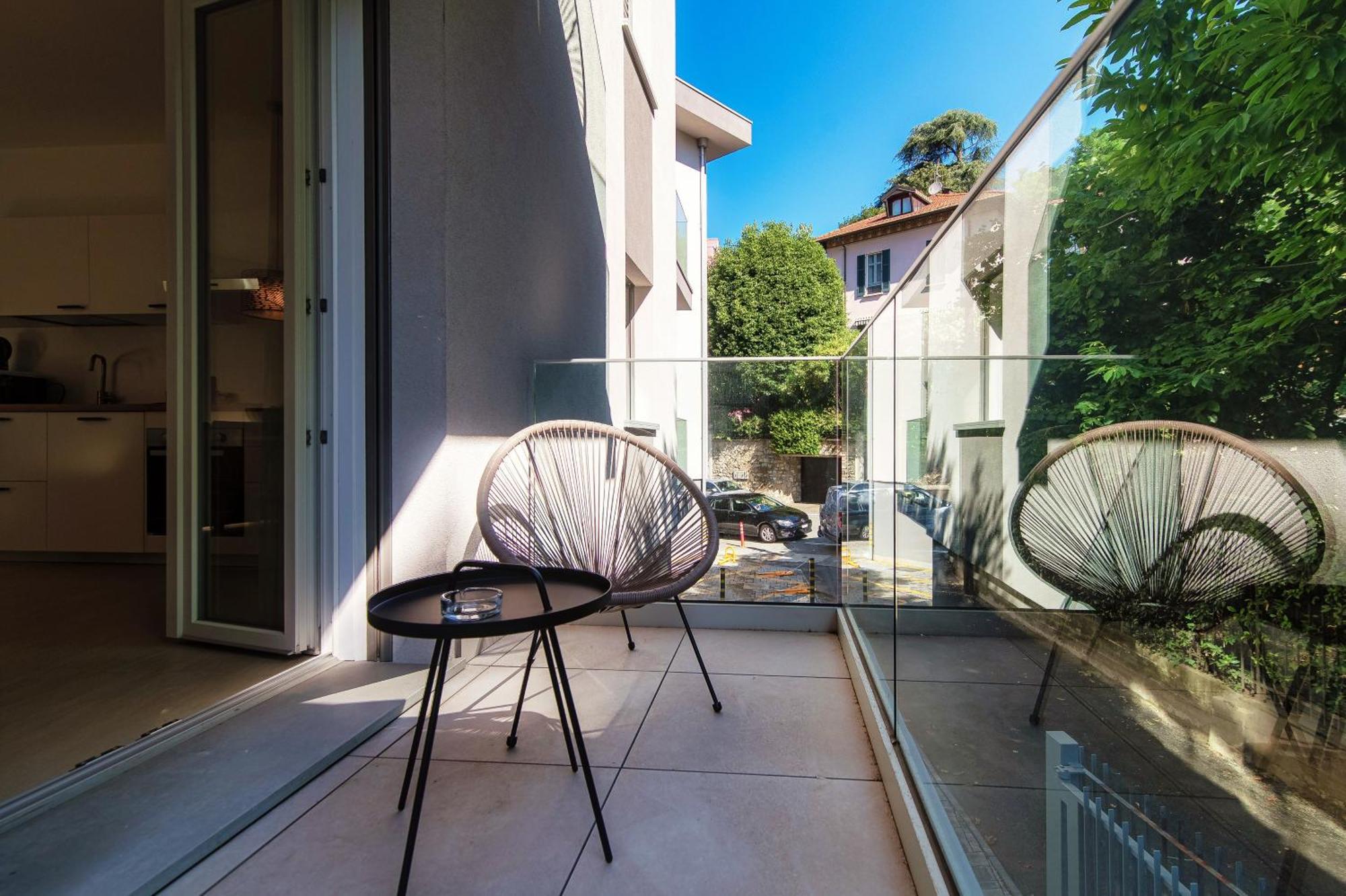 Lario Suite Apartments By Quokka 360 - With Parking Next To Como City ภายนอก รูปภาพ