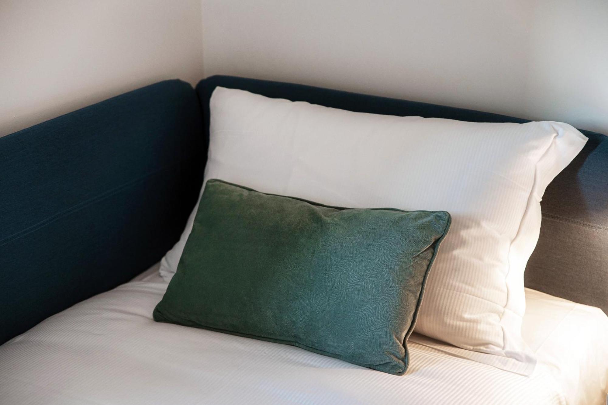 Lario Suite Apartments By Quokka 360 - With Parking Next To Como City ภายนอก รูปภาพ