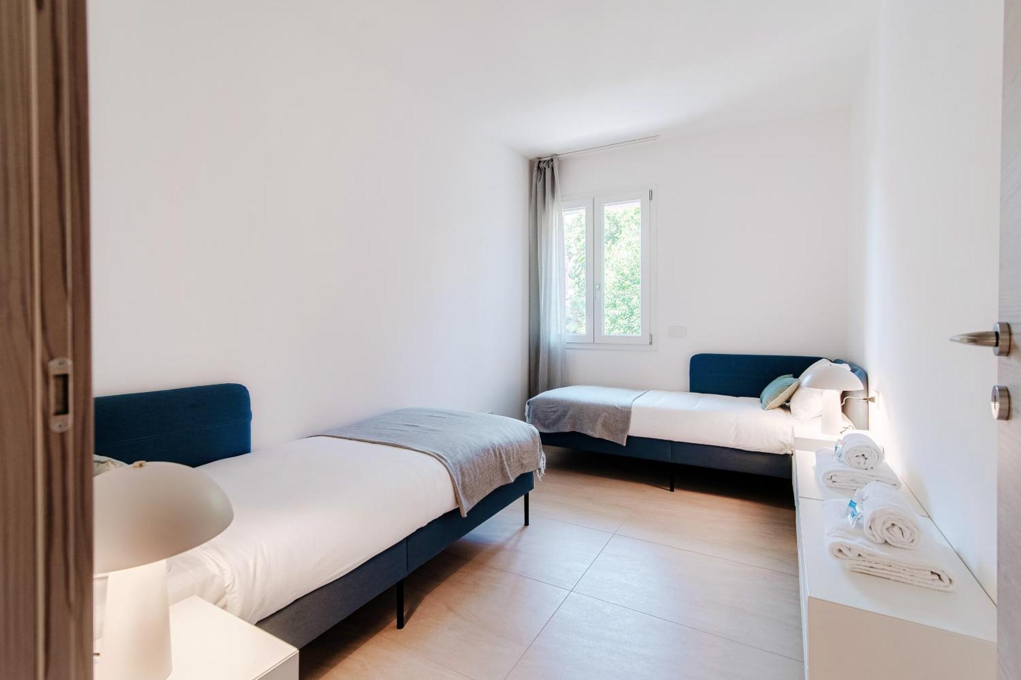 Lario Suite Apartments By Quokka 360 - With Parking Next To Como City ภายนอก รูปภาพ