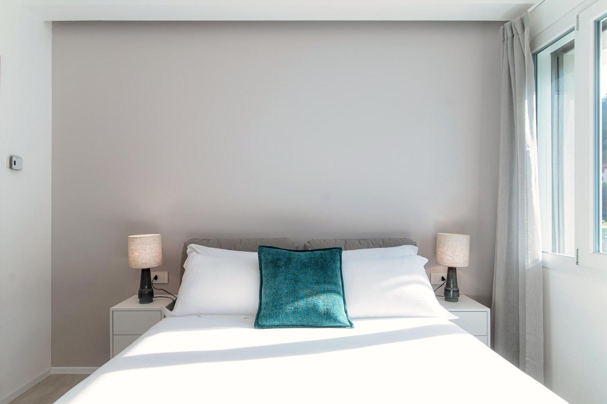 Lario Suite Apartments By Quokka 360 - With Parking Next To Como City ภายนอก รูปภาพ
